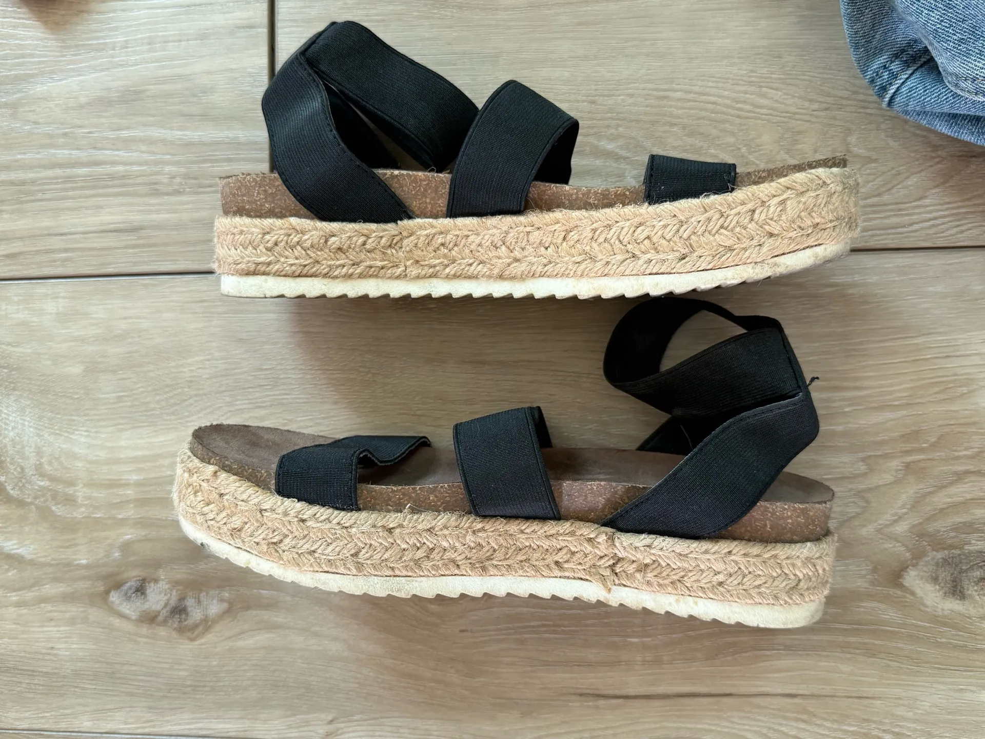 Madden Girl Sandals Platform Black Strap Women’s Size 8 - Image 2