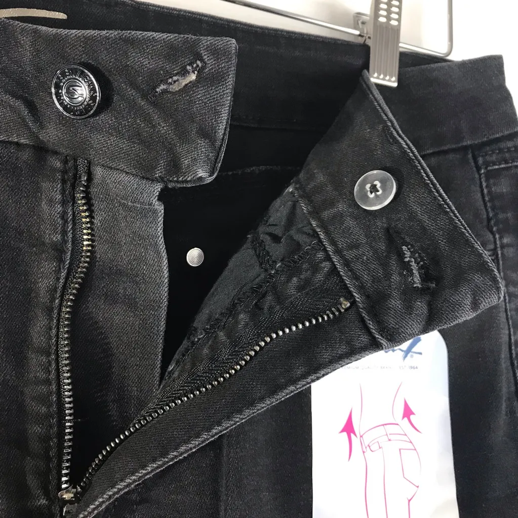 Seven7 Women's Tummy less Skinny High Rise Slimming Control Black Jeans - Image 7