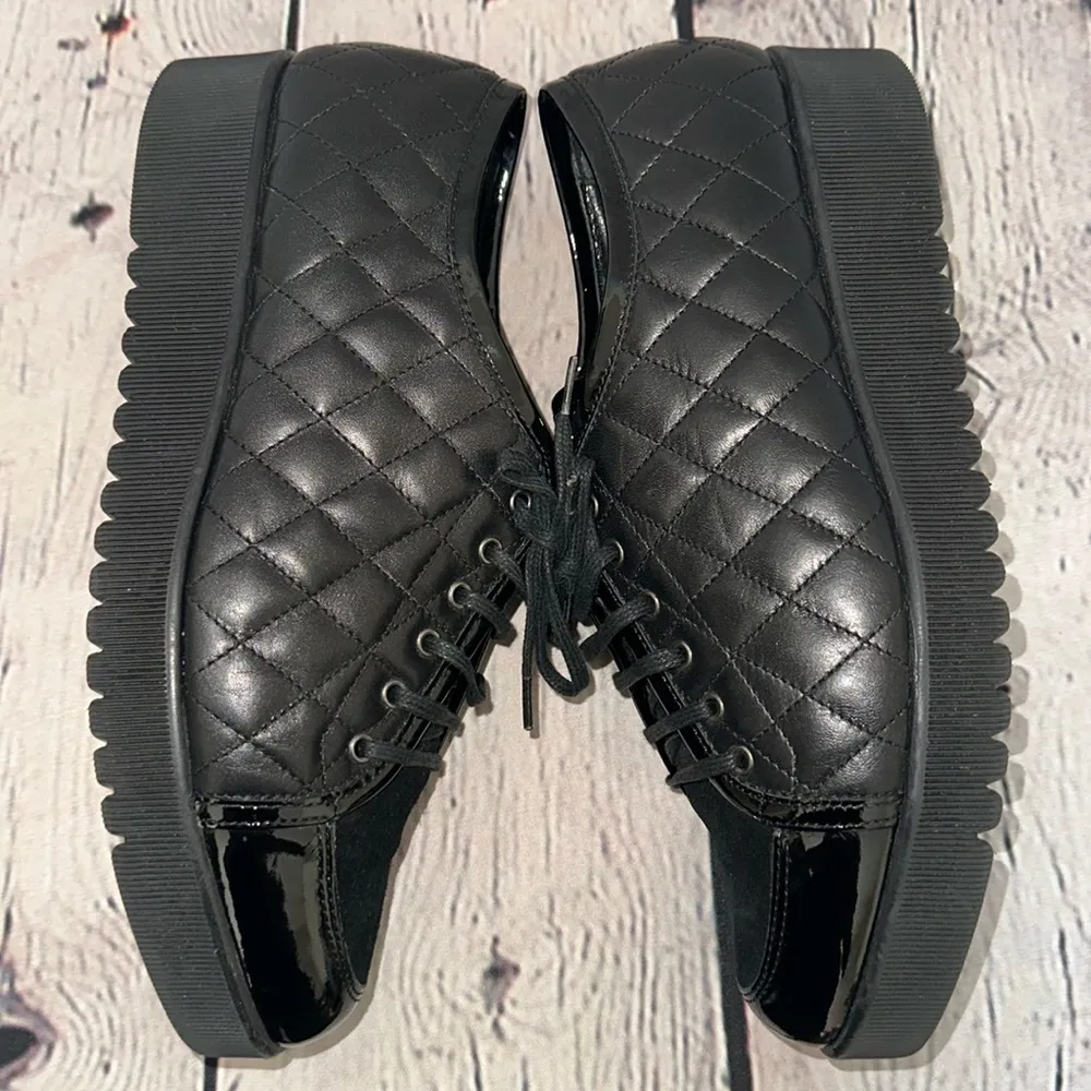 Aquatalia Women’s Quilted Leather Platform Oxford Sneakers - Image 5