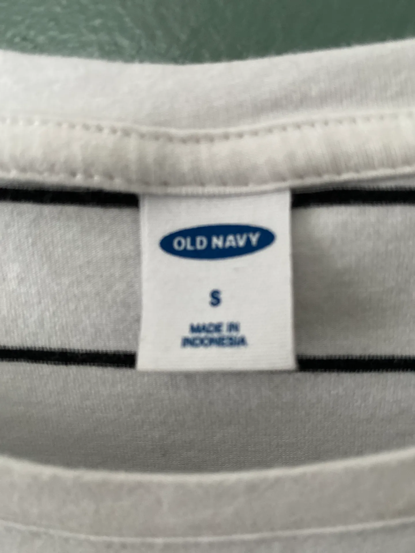 Old Navy Short Sleeve Top - Image 2