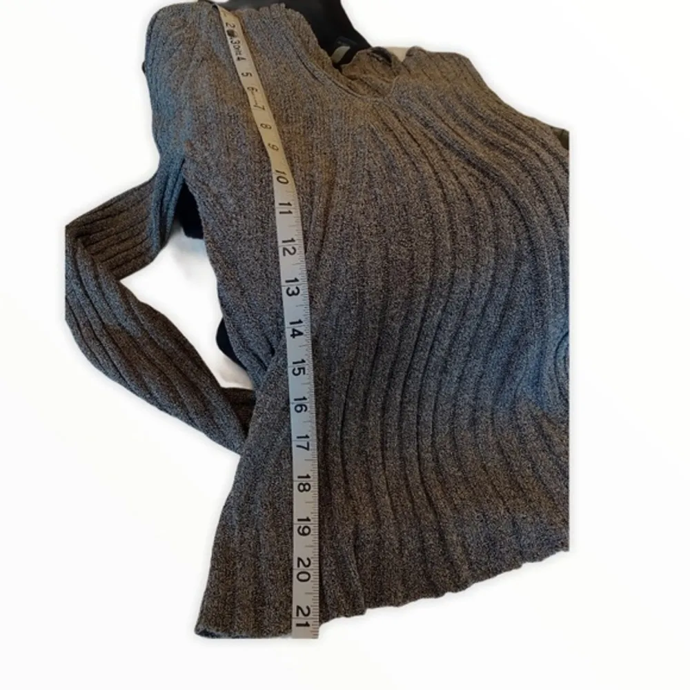 Banana Republic Sweater,‎ Gray - Image 6