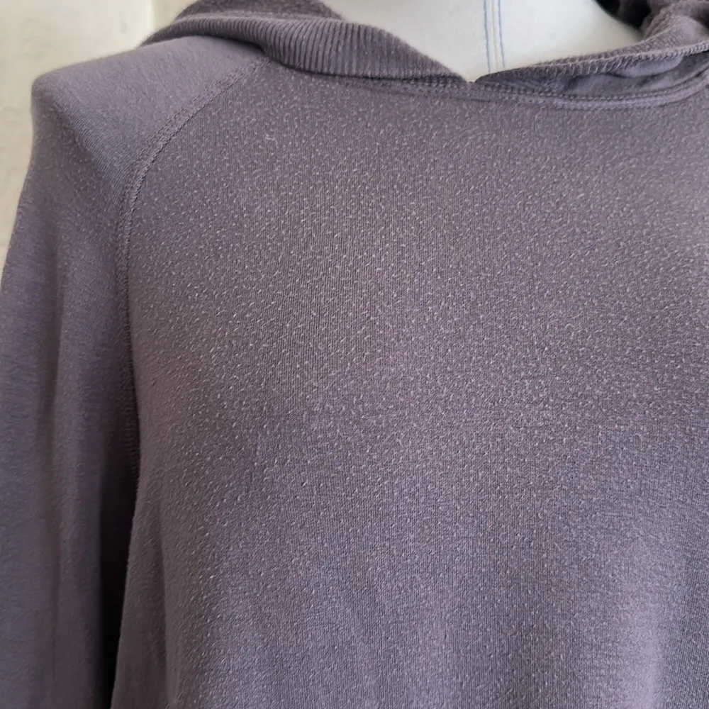 Athleta Crisscross Split Back Hoodie Hooded Sweatshirt Light Gray Small - Image 4