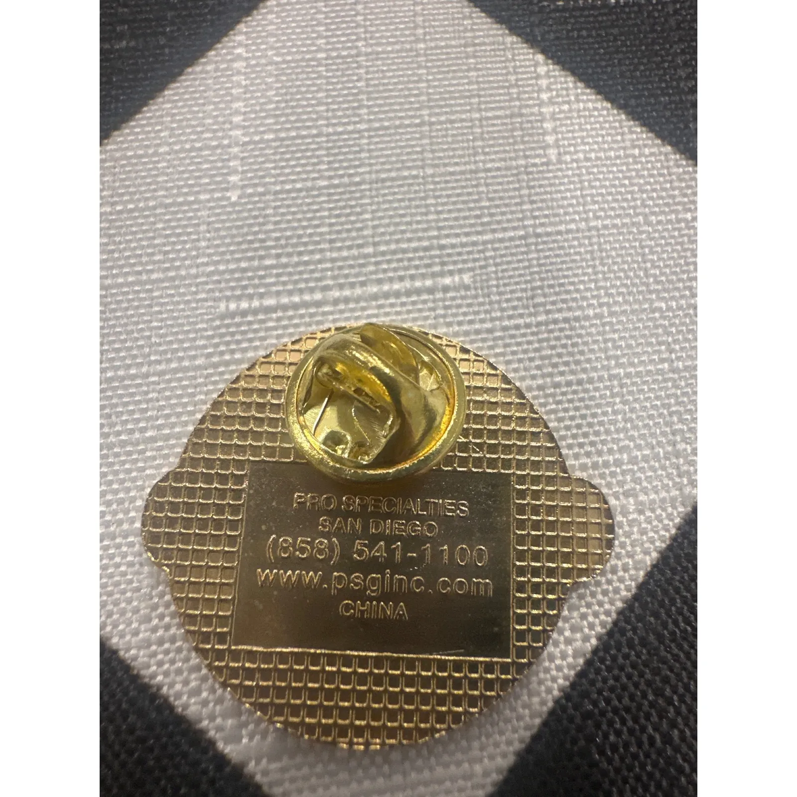 Orange County Verify Your Vote Lapel Pin Election Political Collector Red - Image 3