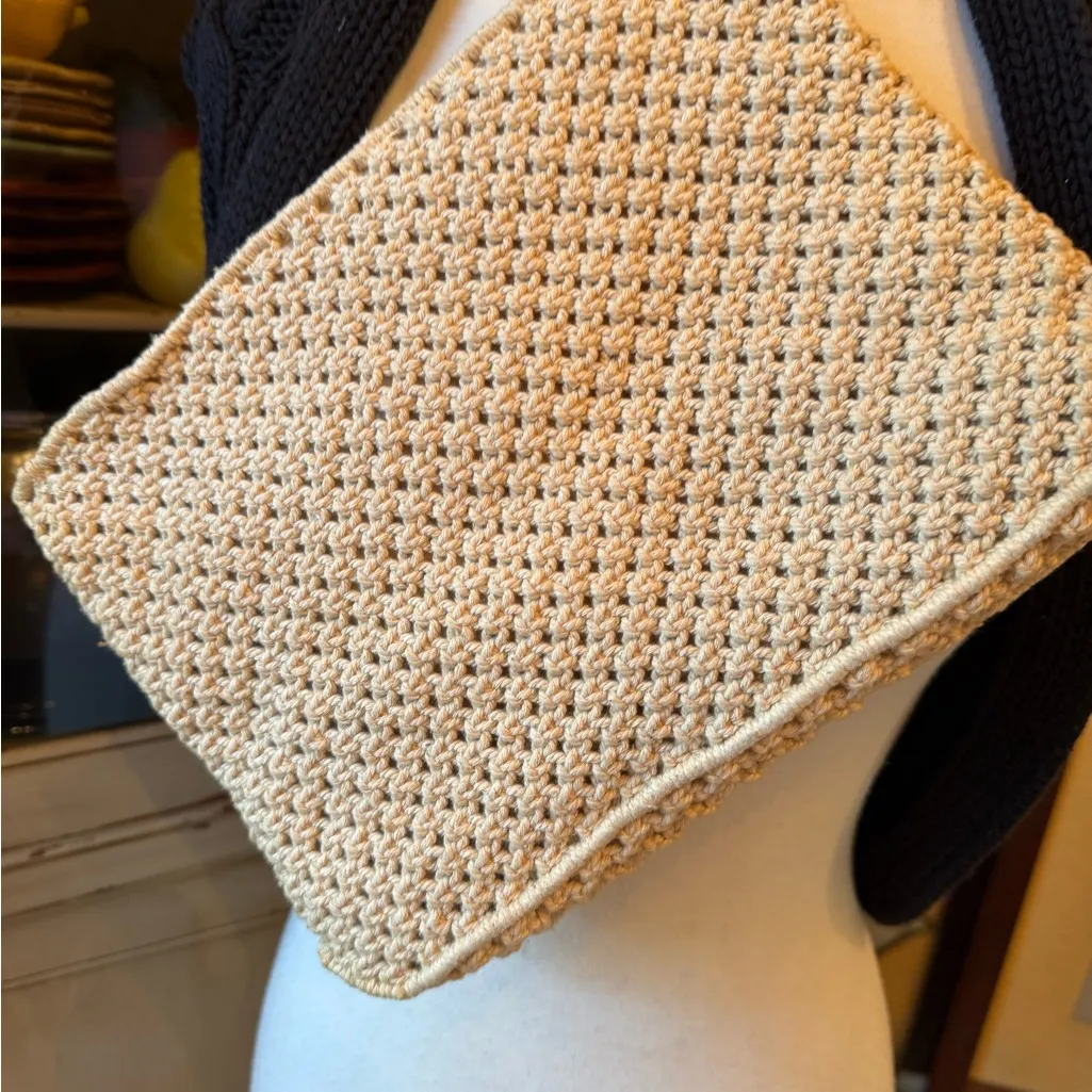 Vintage clean Crochet Clutch - Image 3