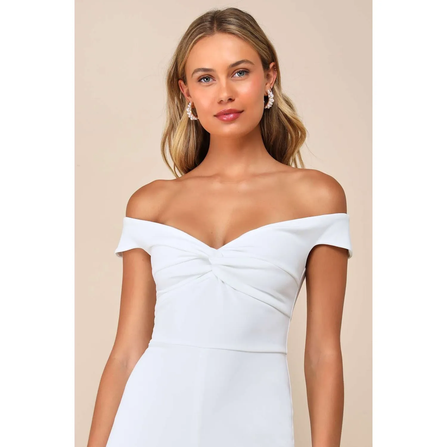 NWT Lulus Stunning Existence White Off-the-Shoulder Knot-Front Jumpsuit Size L - Image 4