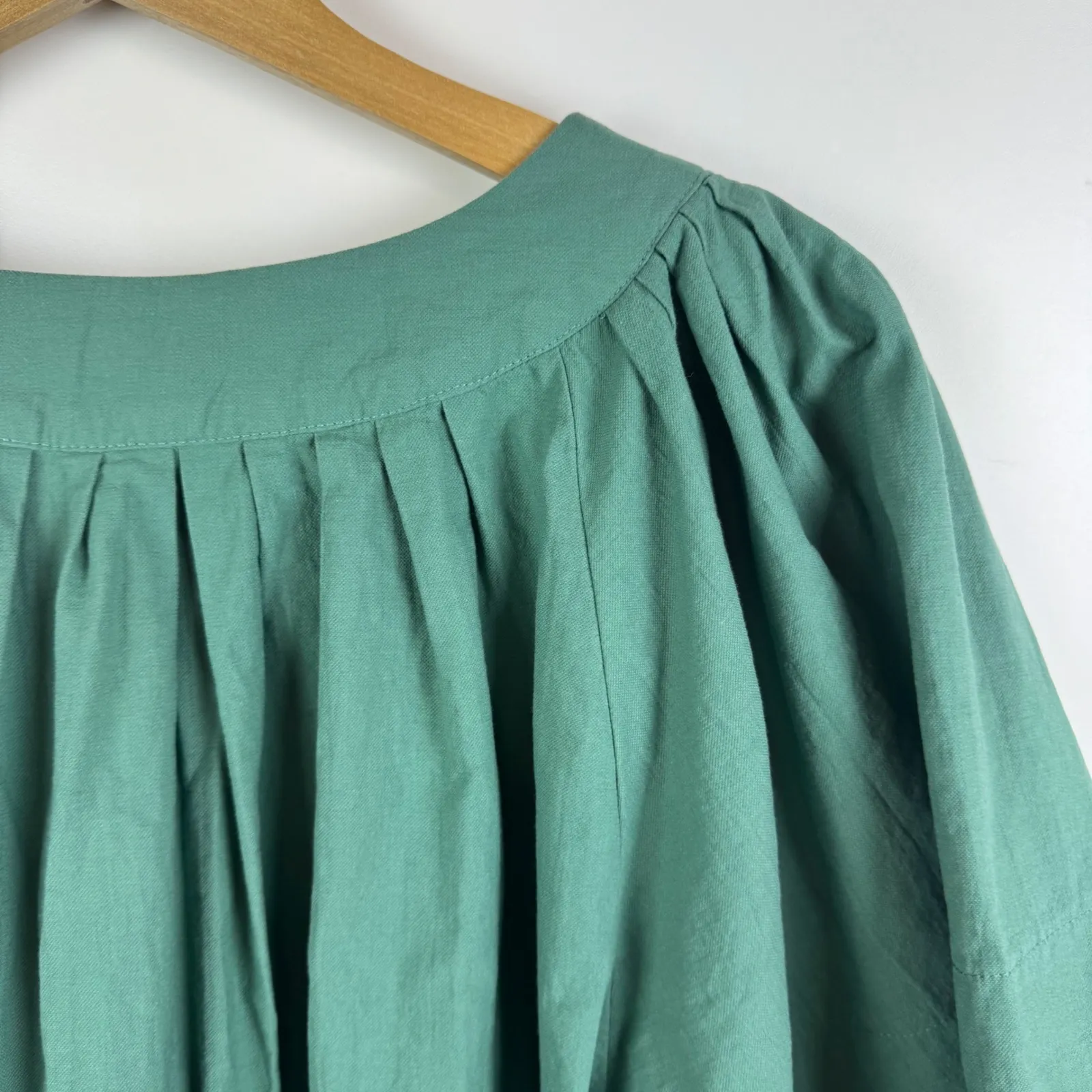 Pomander Place Tuckernuck‎ Pleated Mini Dress Medium Green V - Image 4