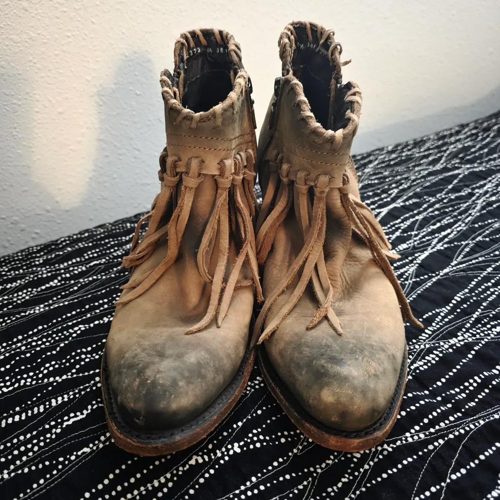Liberty Black Alice Fringe Ankle Boots Size 8.5 Brown Leather Western Cowgirl - Image 4