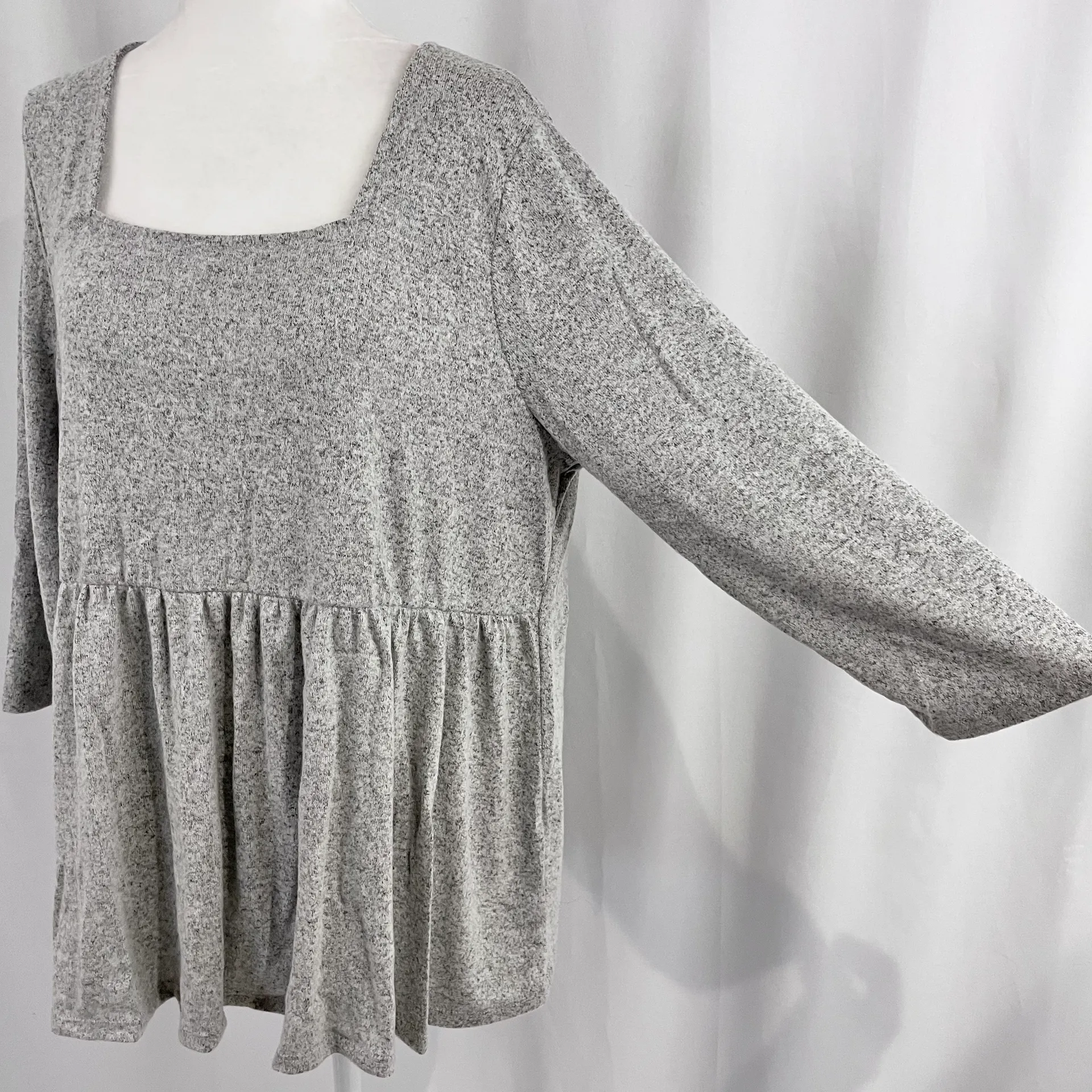 New Kim & Cami Soft Knit 3/4 Sleeve Square Neck Sweater Heather Grey Size Medium - Image 7