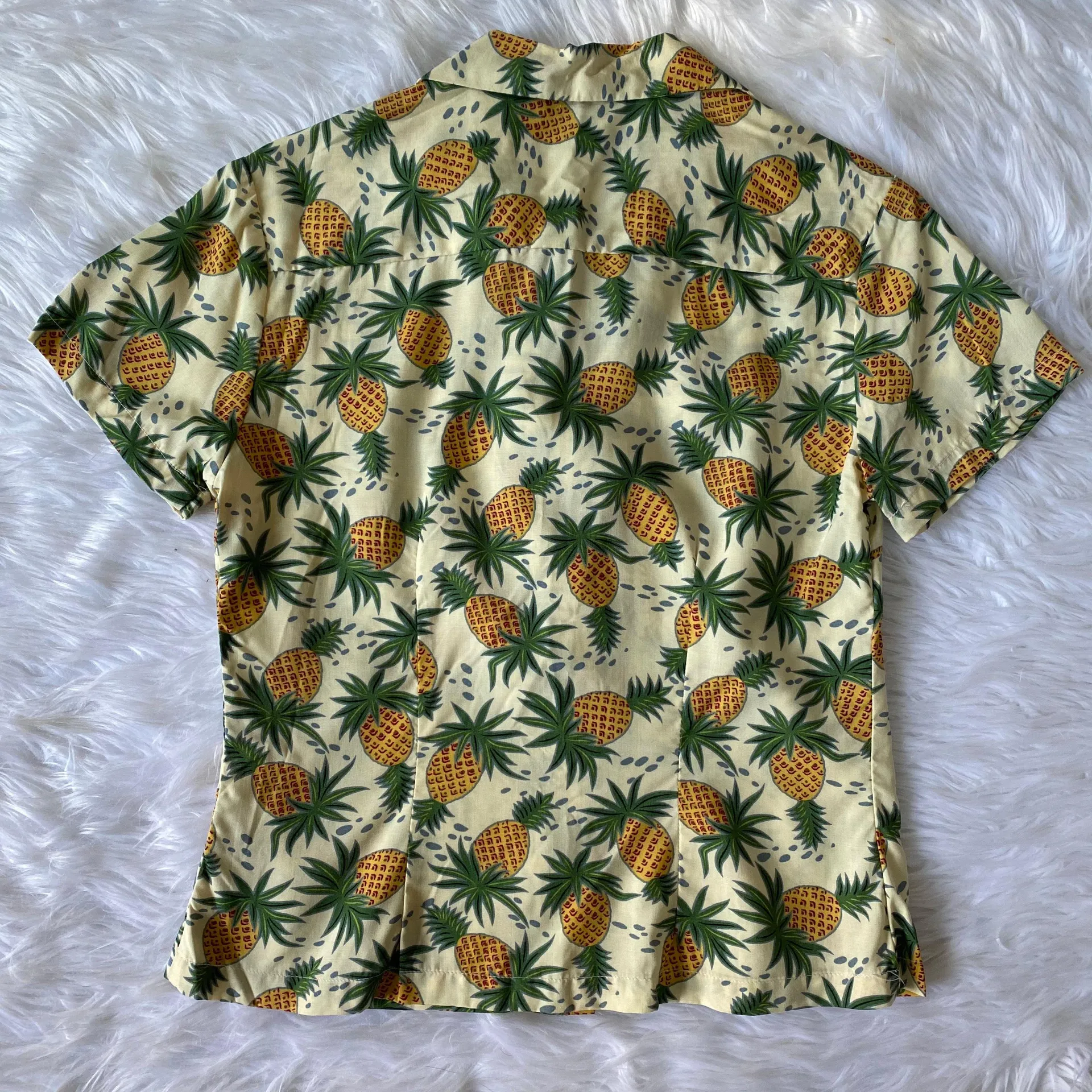 🍍 Tori Richard Pineapple Button Up Top 🍍 - Image 2