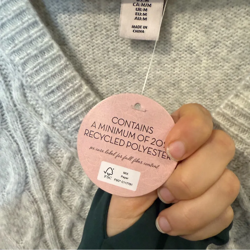 Sincerely Jules Gray Cable Knit Sweater Vest Size M - Image 6