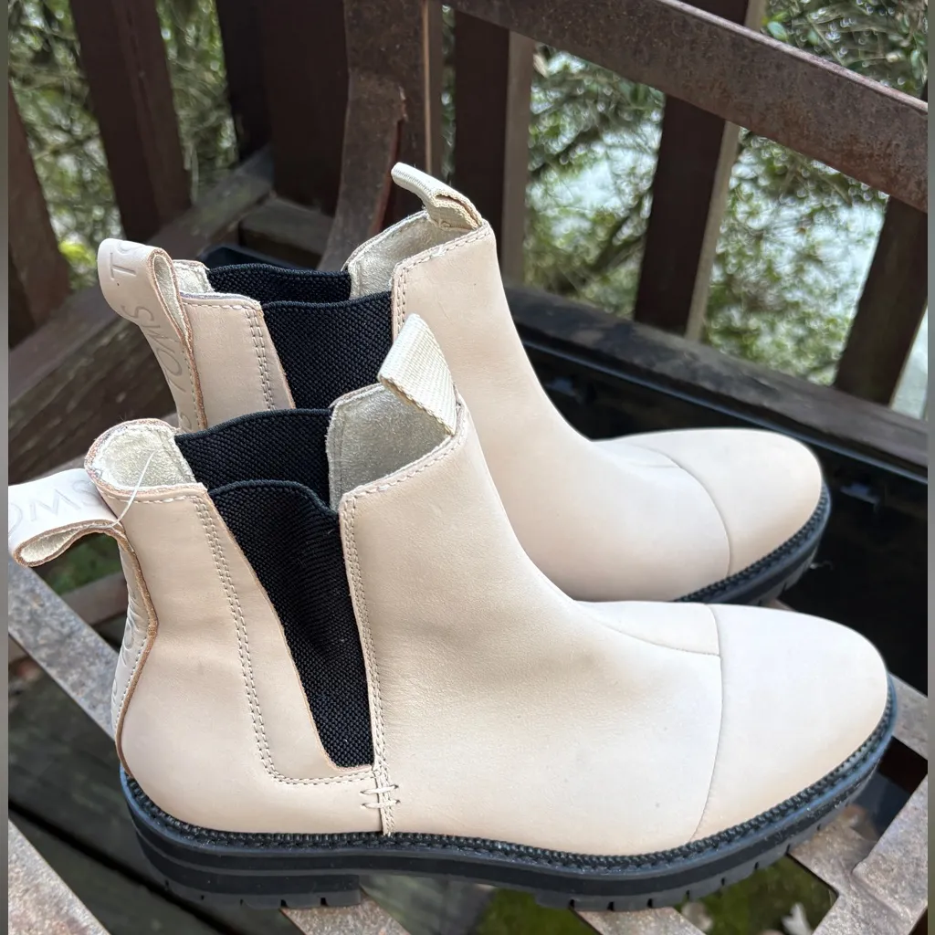 TOMS Women's Dakota Water Resistant Leather Chelsea Boots size 7.5 new - Image 6