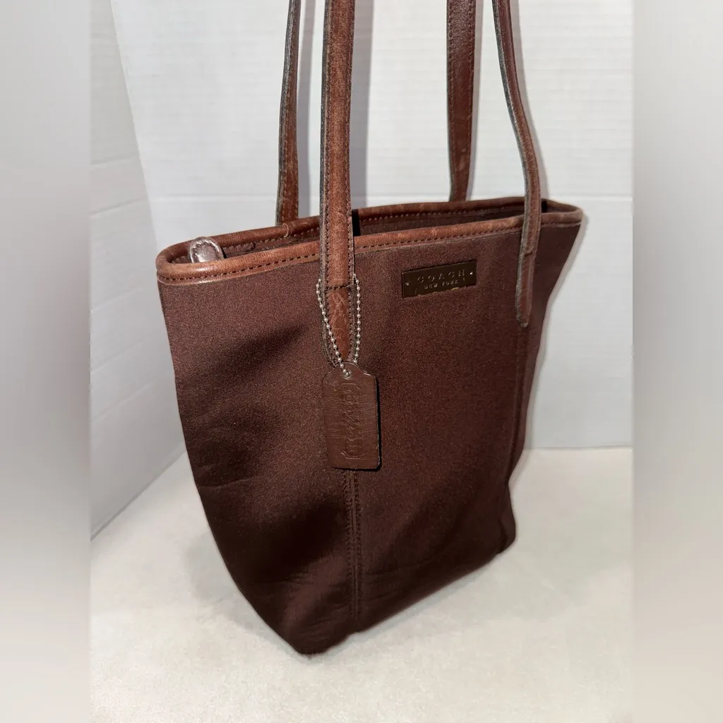 Vintage Coach Neo Collection Brown Tote Bag Neoprene and Leather Trim #F88-6201 - Image 2