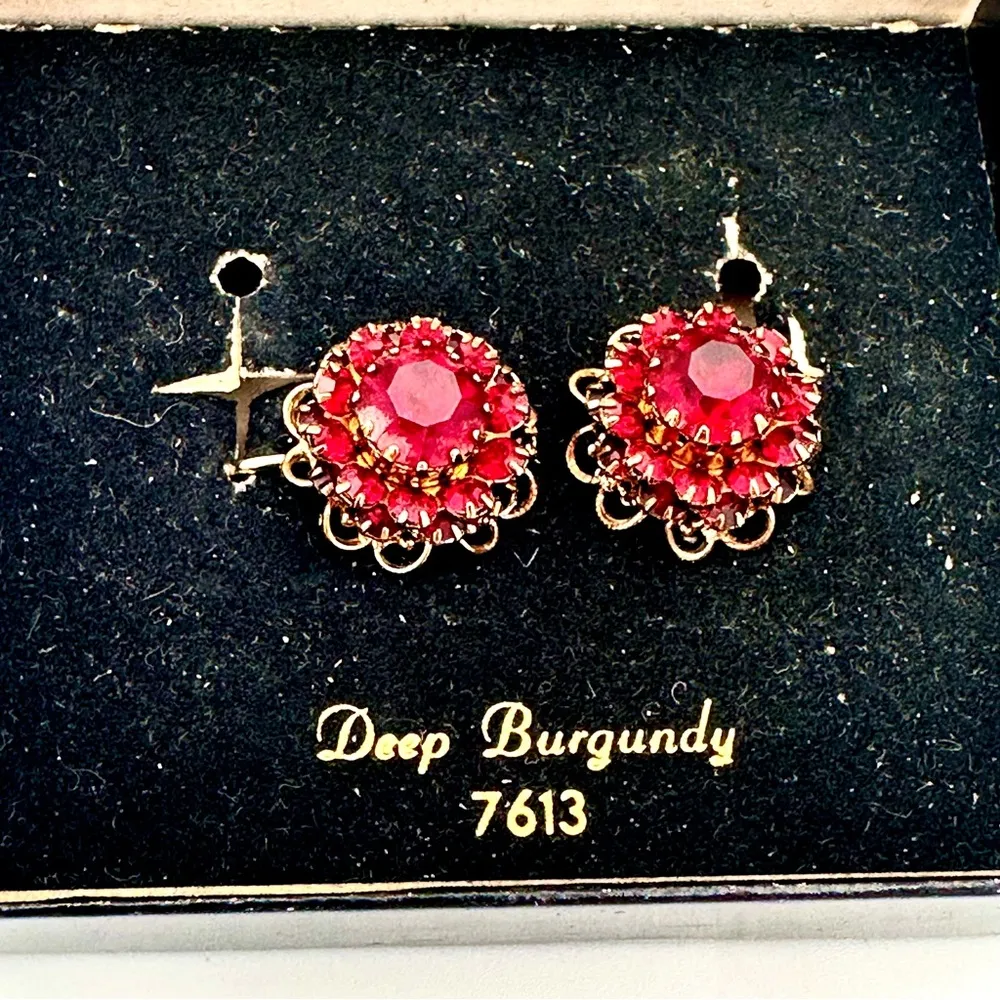 Vintage Sarah Coventry Deep Burgundy Rhinestone & Gold Tone Clip on Earrings Red - Image 5