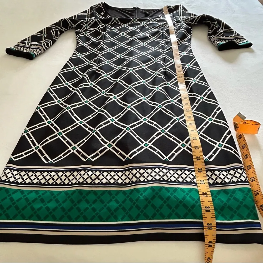 White House Black Market - Black Diamond Green Trim Lined Stretch Dress - Size 8 - Image 13