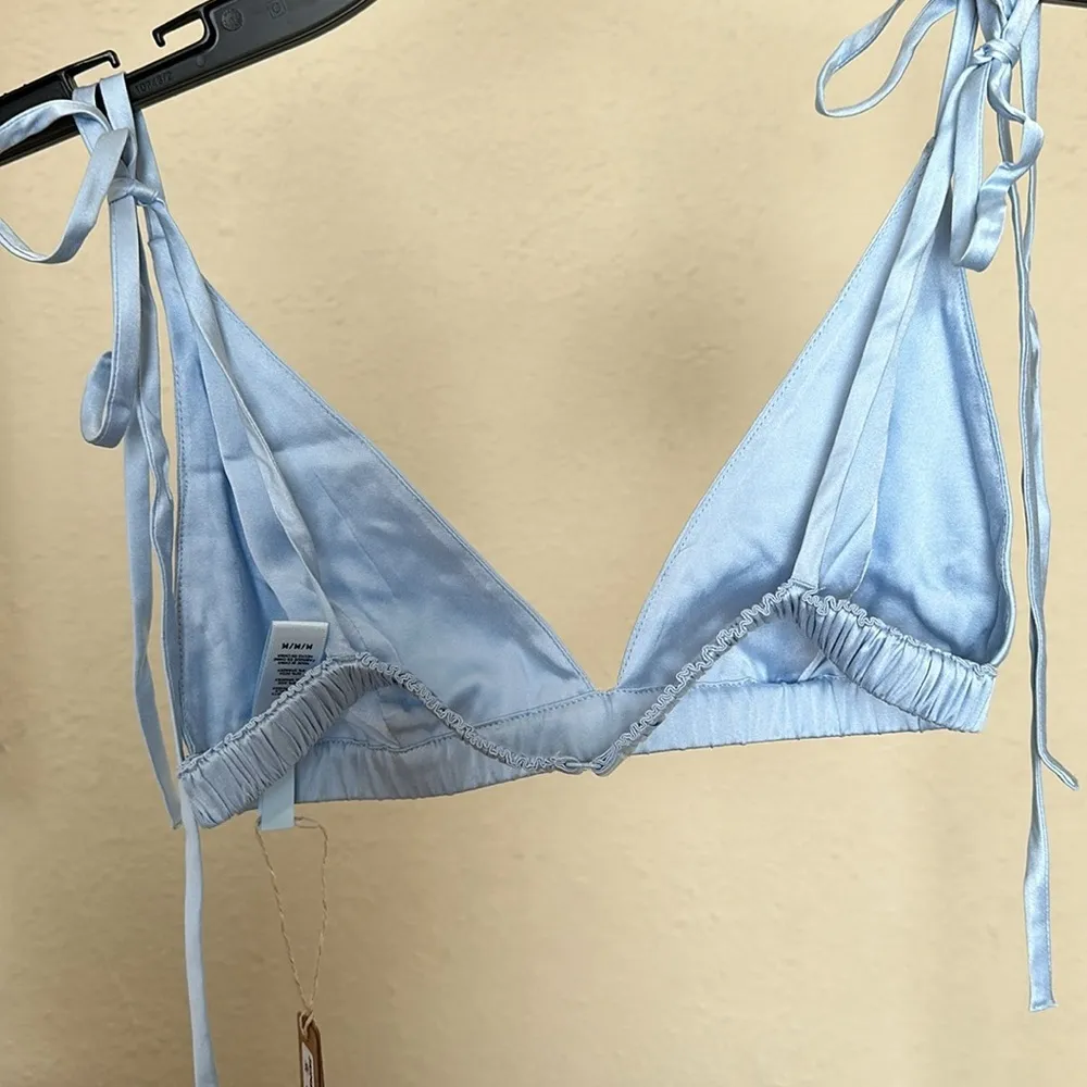 SKIMS Bridal Triangle Silk Bralette in‎ Glacier size M NWT - Image 6