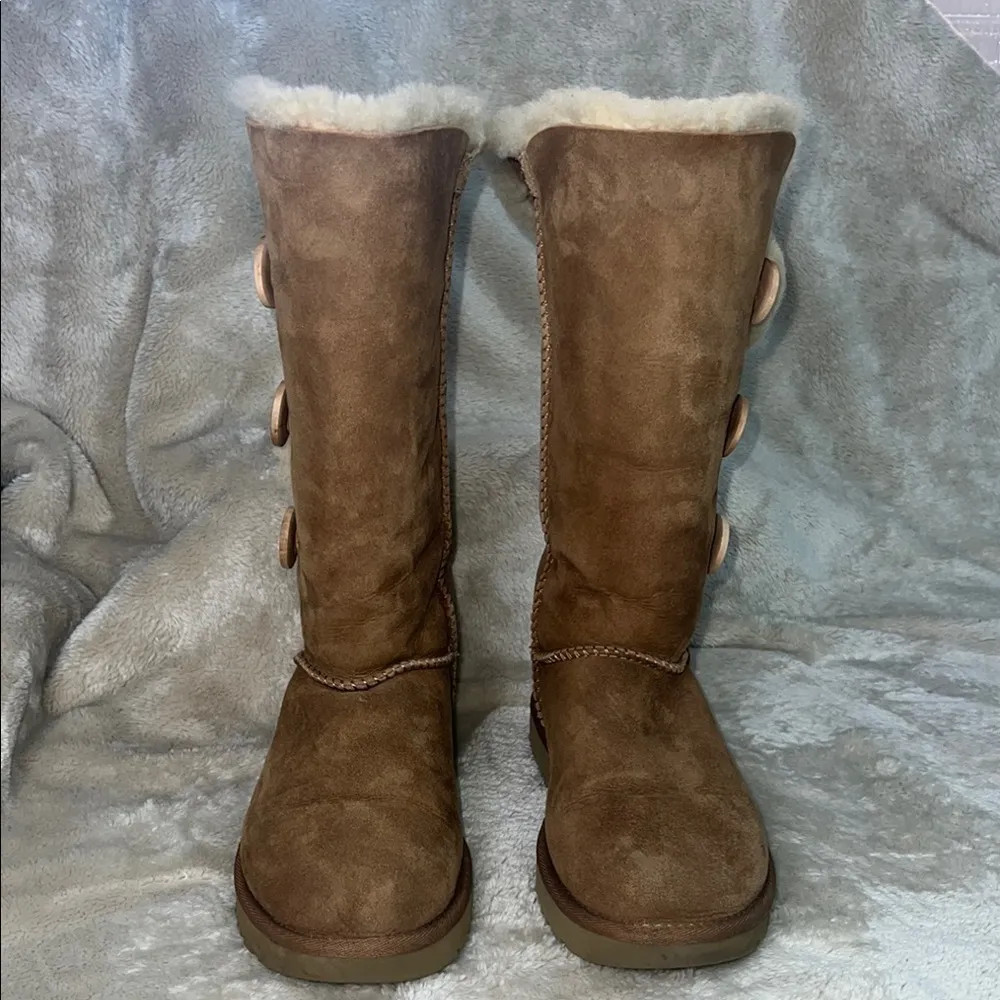 UGG Tan Winter Boots‎ with Plush Lining - Image 2