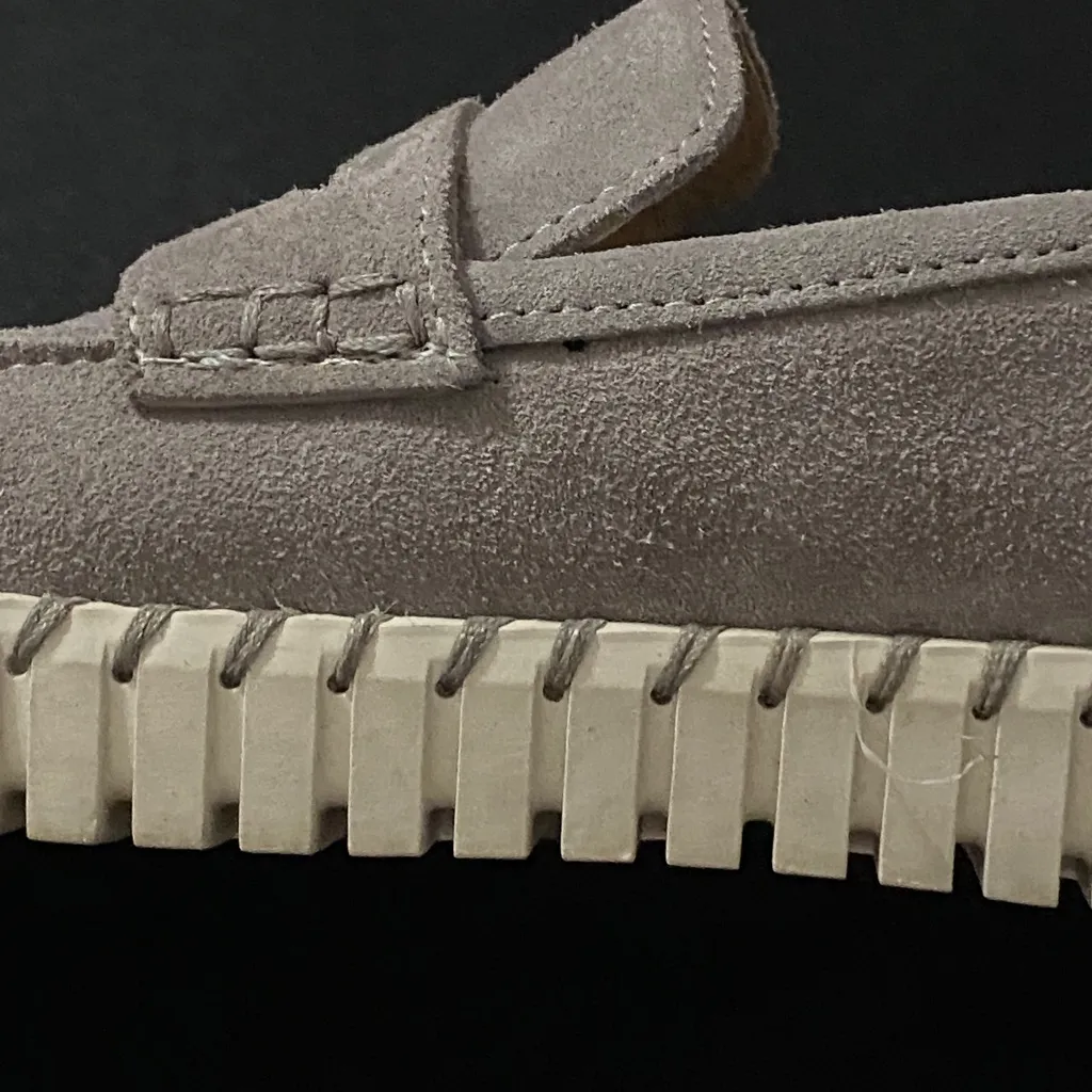 PROJECT CLOUD WO SIZE 8 Gray Leather Suede Loafers Stitched Accent clean - Image 11