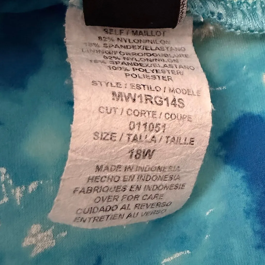 Maxine of Hollywood Blue Floral Ruched One Piece Swimsuit Size 18W - Image 6