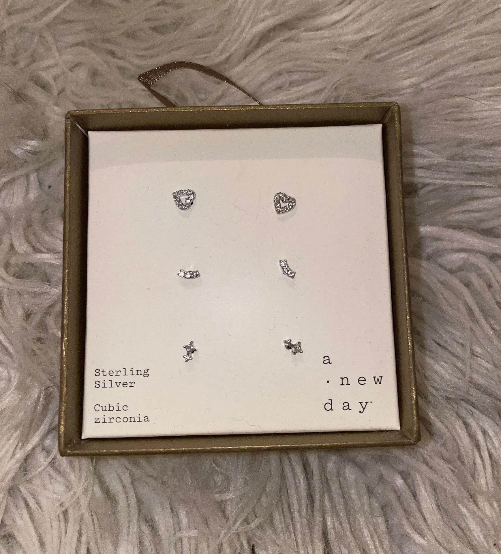 Earring Set  - Image 2