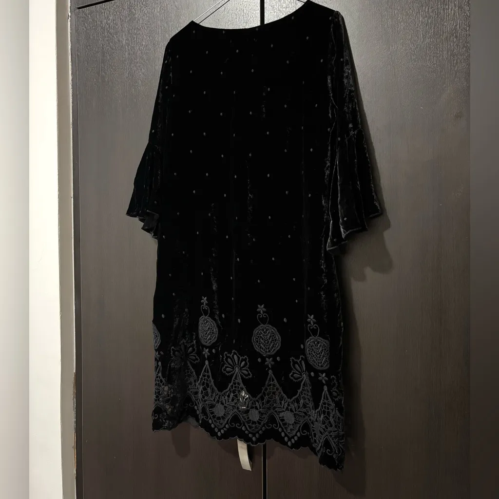 Johnny Was Roxanne Black Velvet Mini Dress — Size S, Like New - Image 9