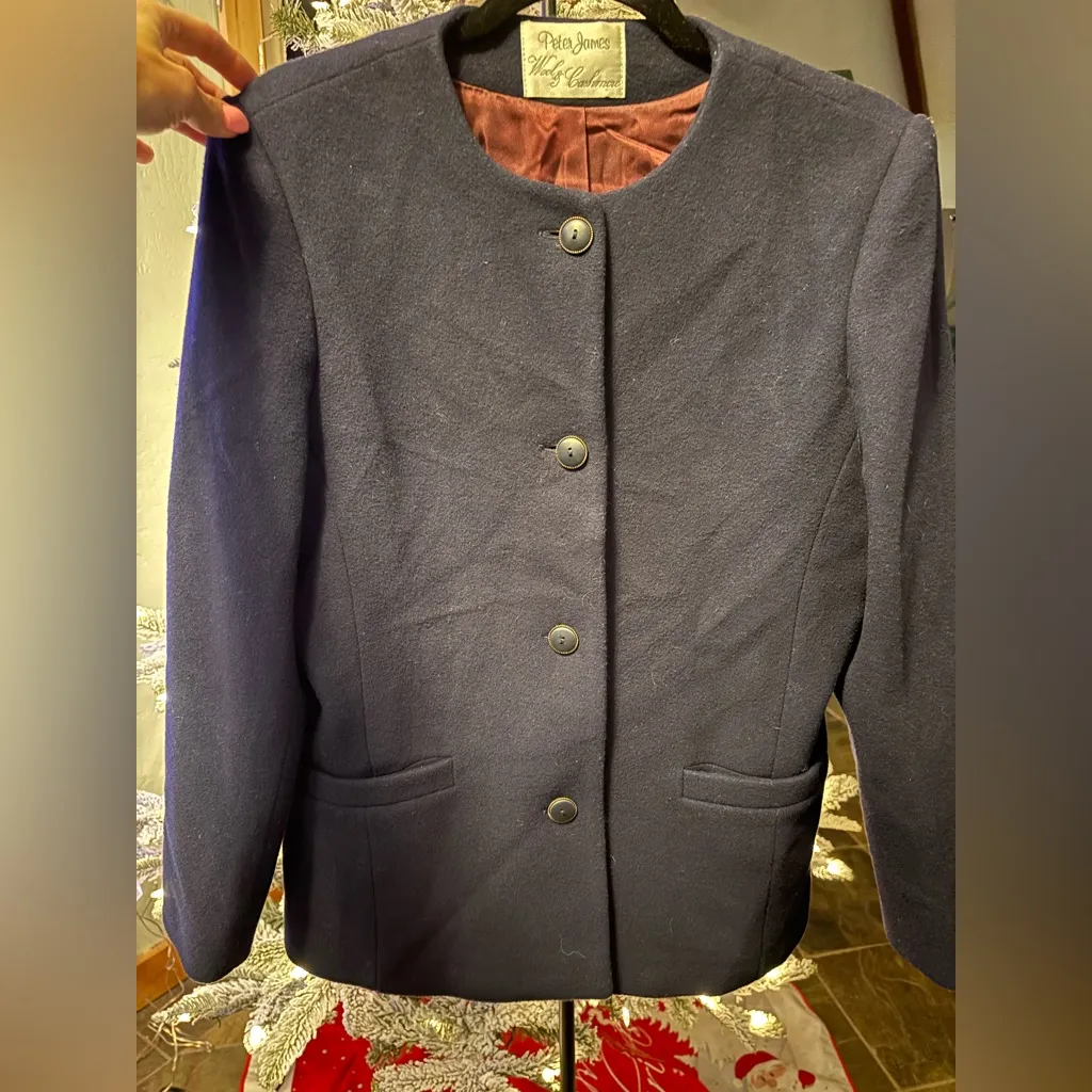 Peter James Wool & Cashmere Classic Navy Blazer Sz 12 excellent condition Black - Image 5