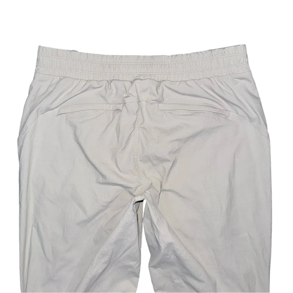 Athleta Trekkie Belted Pants Womens Sz 8 Birch Gray Hiking Outdoor Trail 530625 - Image 5
