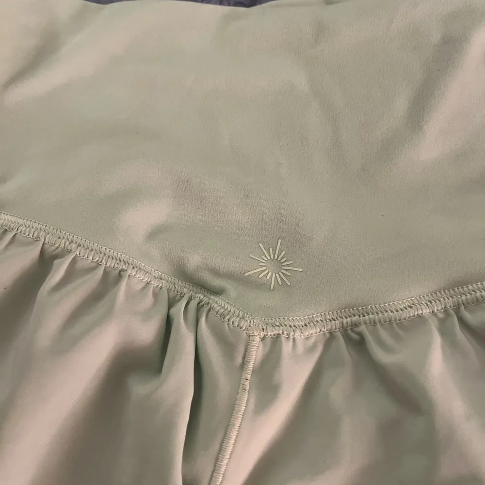 Aerie Lime Green Ruffled Skort size medium - Image 4