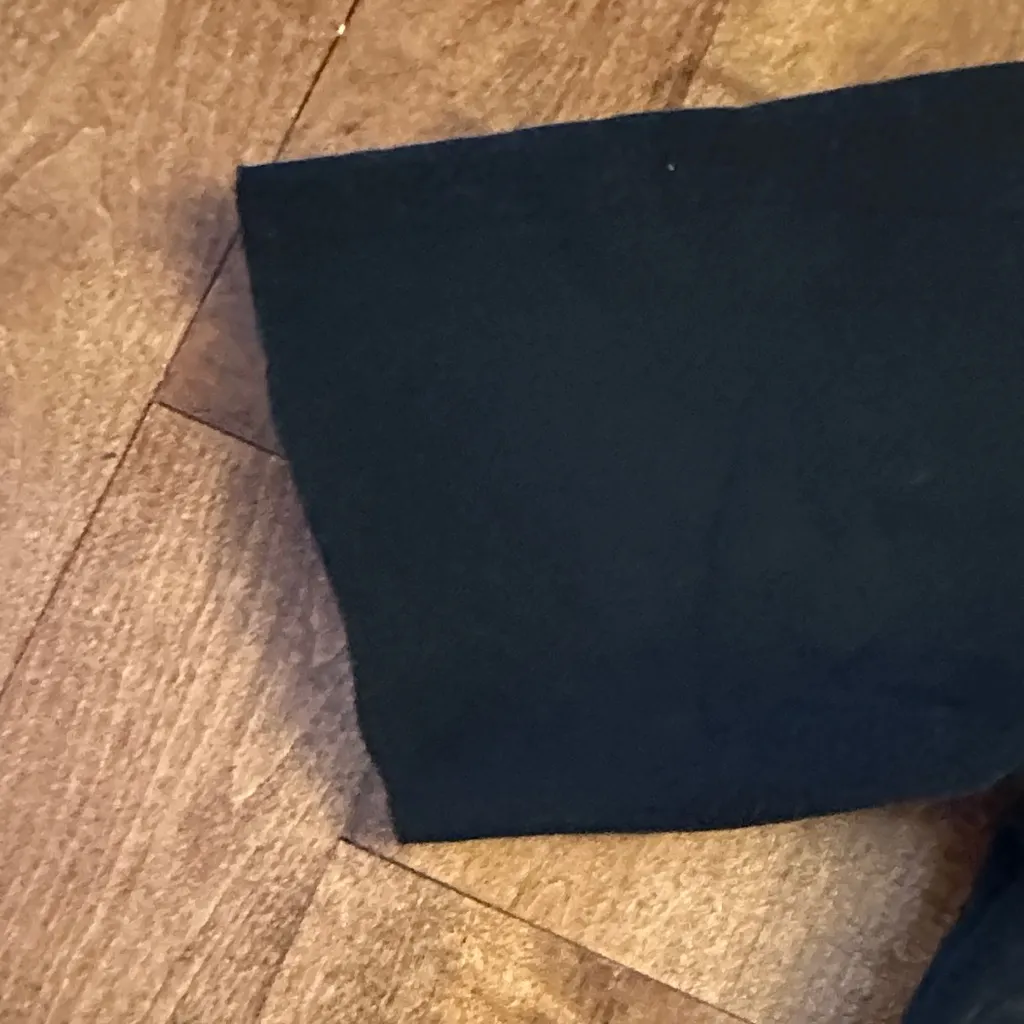 UGG Madeline Fuzzy Logo Black Crewneck, cropped sleeve, Women’s Sz Small - Image 4