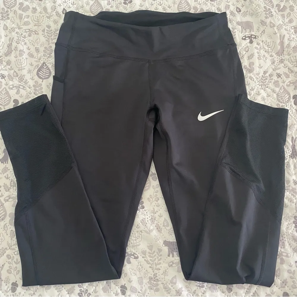 Nike Dri-FIT Black Leggings with Gray Logo - Image 2