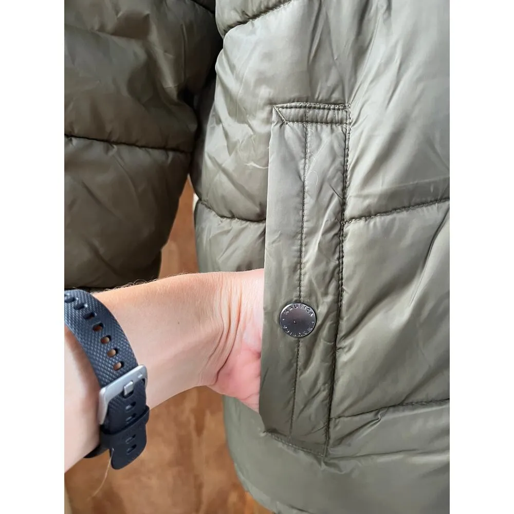 Nautica Women's Hunter Green Hooded Puffer Coat Size L. - Image 8