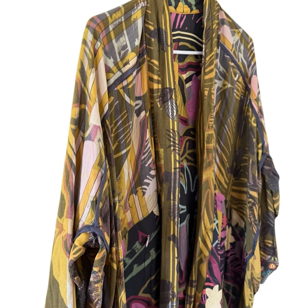 Johnny Was Wild Felix Reversible Kimono - Image 12