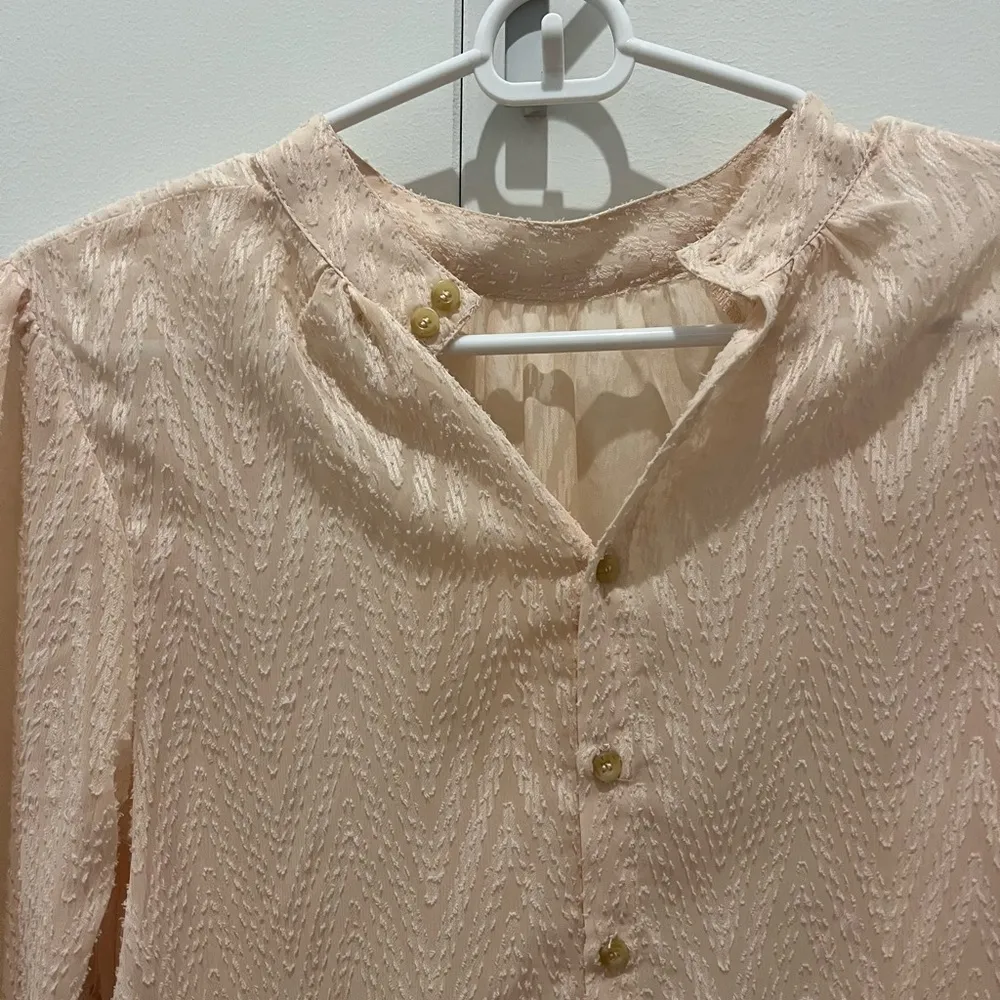 Free People blush sheer top XS - Image 2