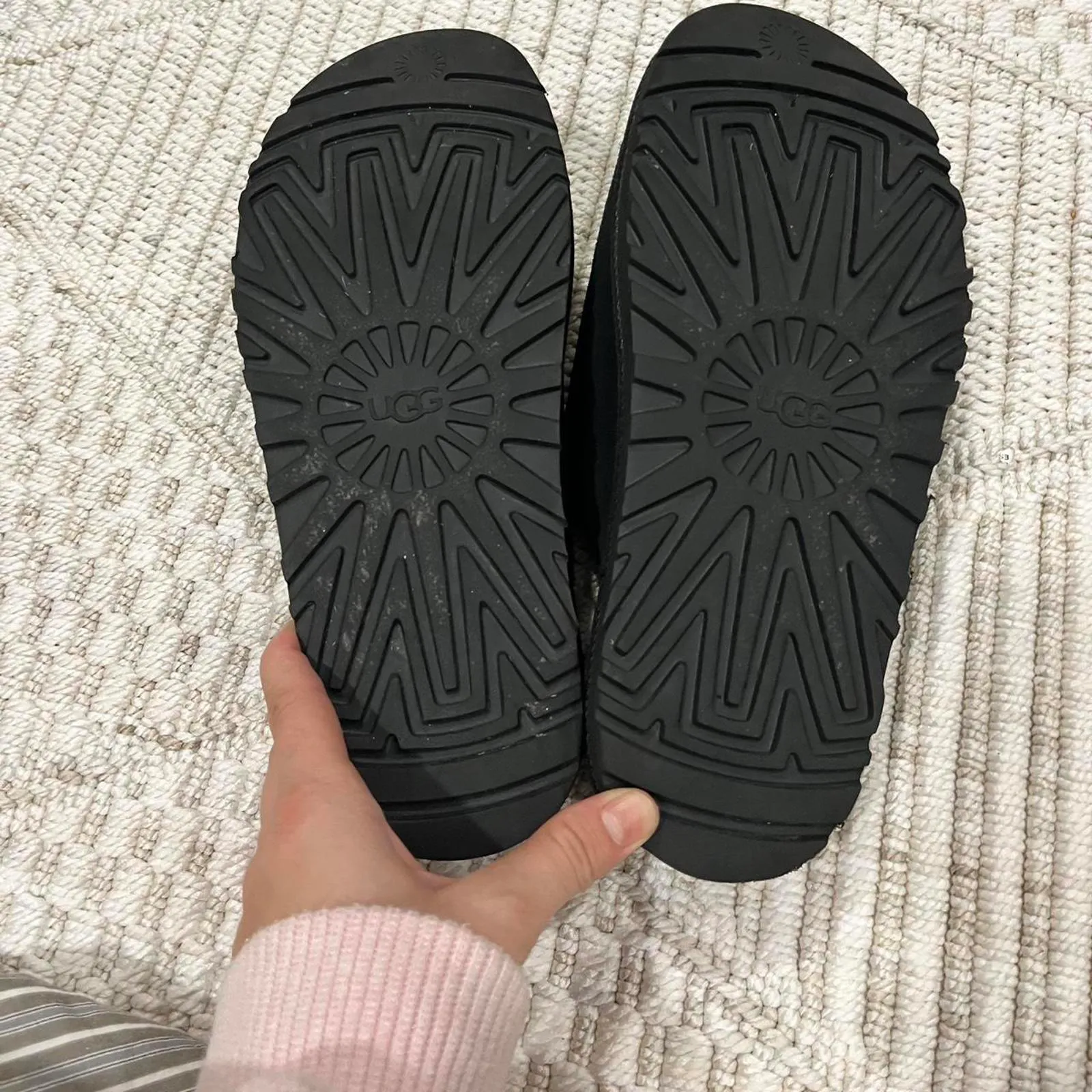 UGG Women's Greenport Slide Slippers in Black Suede with Gray Sheepskin Lining - Image 6