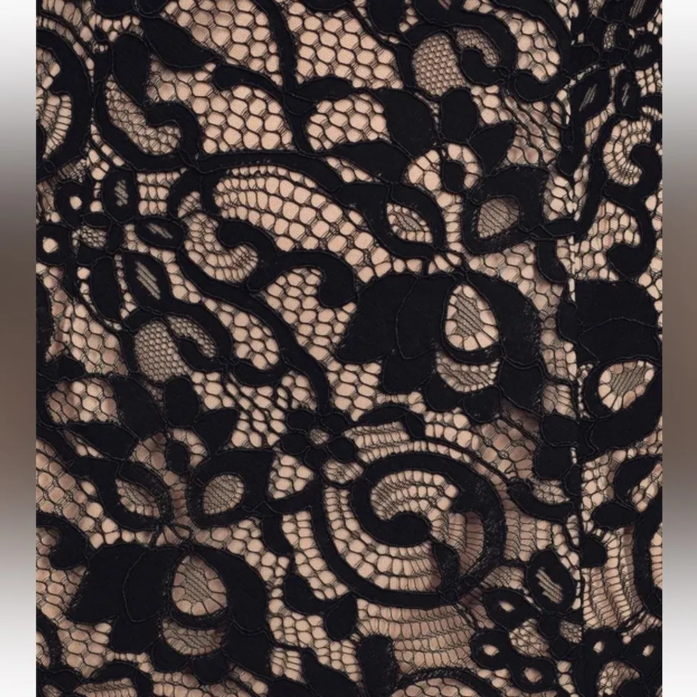 Lulus Romantic Rendezvous Black Lace Asymmetrical Black Lace MIDI Dress size xs - Image 4