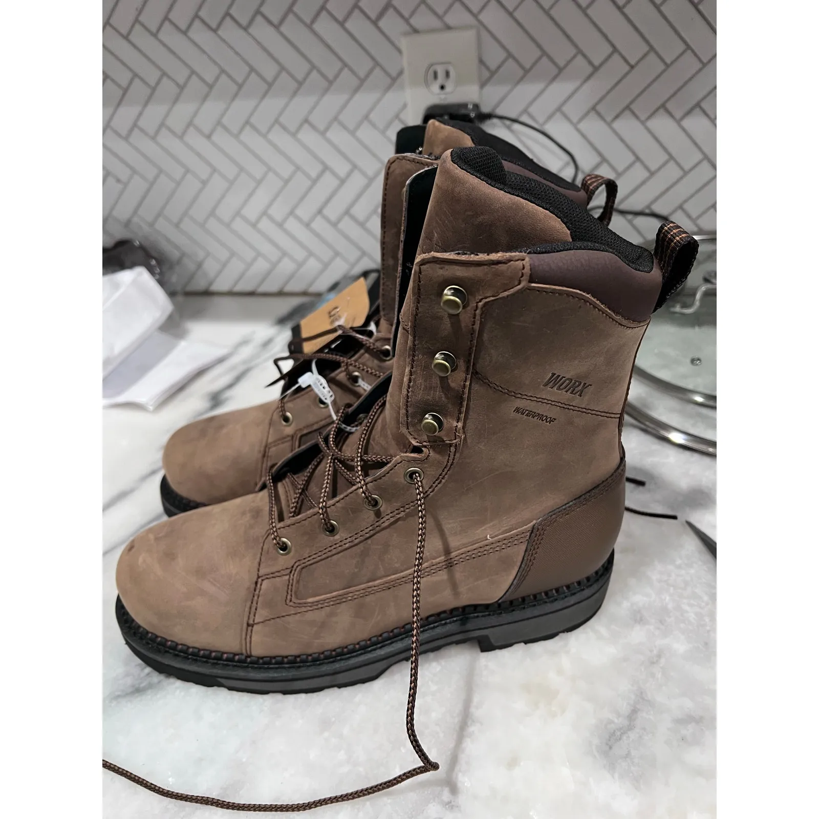 WORX 5910 Composite Toe Waterproof Work Boots Mens 10.5 EH PR ASTM F2413 - Image 2