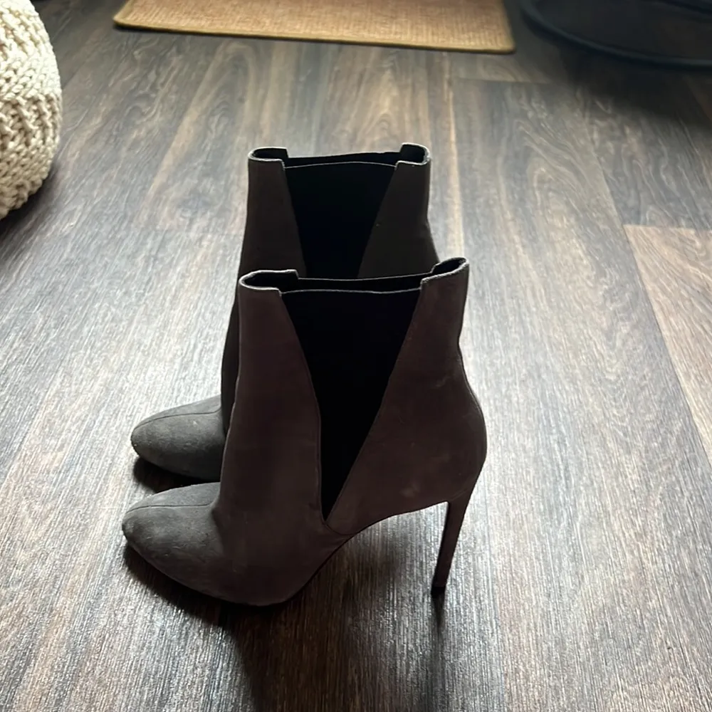 Alaia Gray Boot Heels Size 8 - Image 3