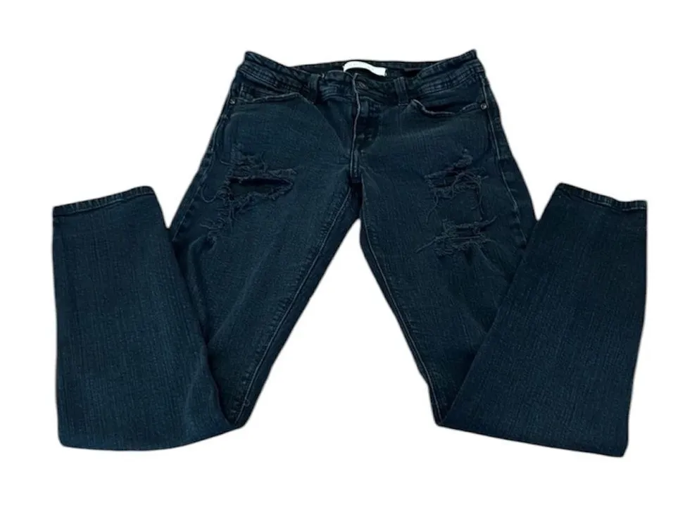 Eunina size 7 junior black distressed skinny jeans these are dark black EUC - Image 1