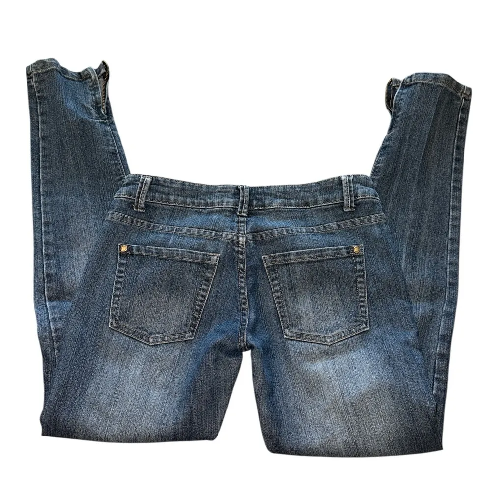 Urbane Blue Straight Leg Jeans Classic Denim - Image 6