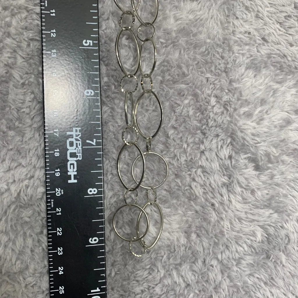 Silver Tone Open Link Necklace Oval Circle Chain Toggle Clasp Modern Jewelry - Image 3