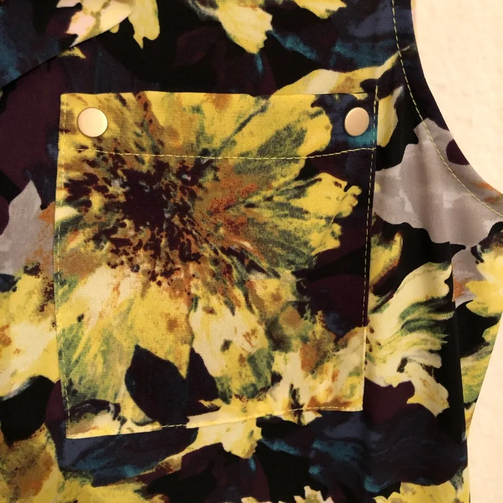 JONES NEW YORK Signature Yellow Floral Print Golf Top S - Image 3