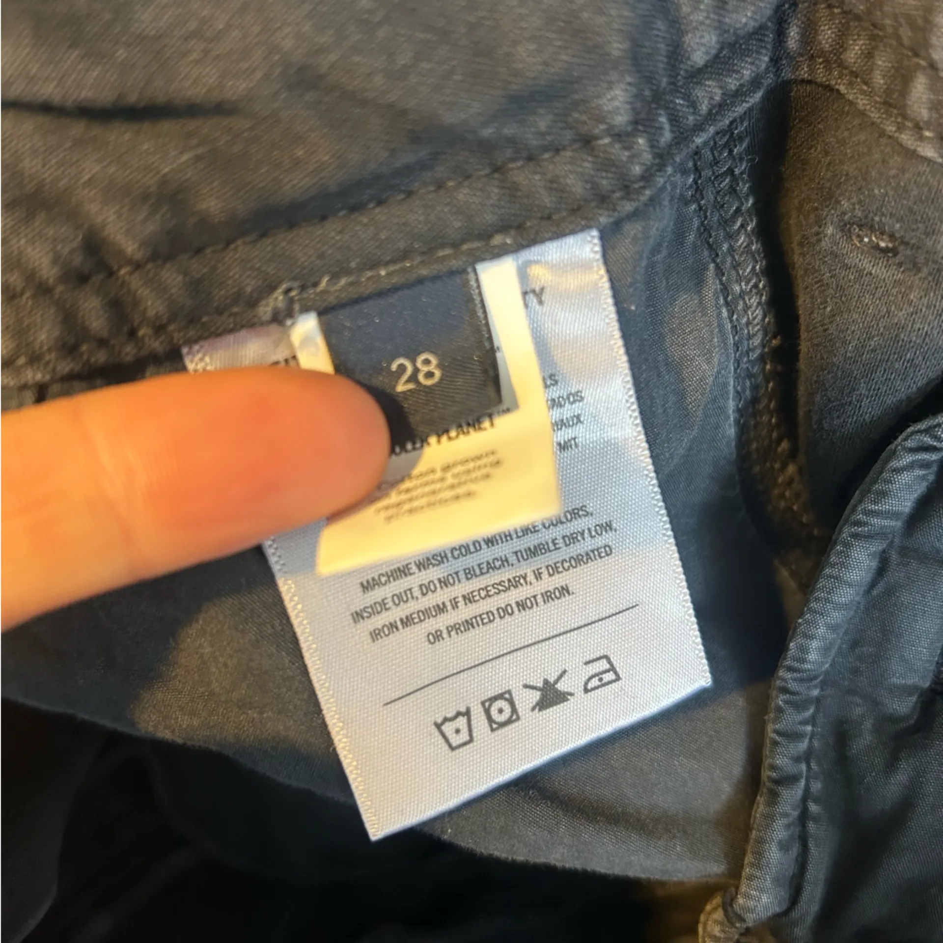 Citizens of Humanity Carter Utility Cotton Pant in Washed Black/Grey Size 28 - Image 16