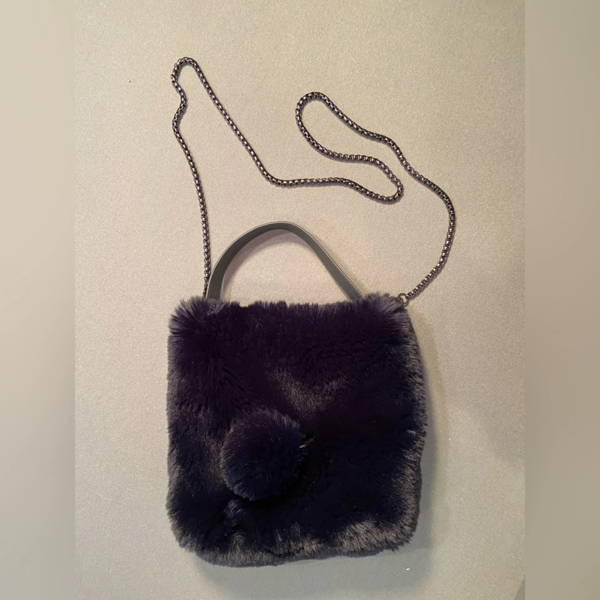 Evelyn’s Prelonge small‎ Faux Fur Cross body w/Handle navy blue Handbag Purse - Image 2