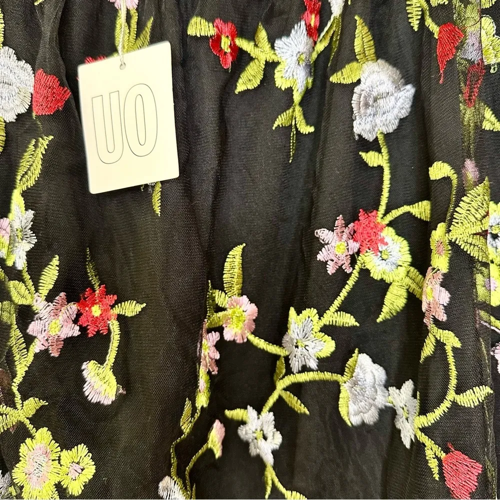 NWT Urban Outfitters Kimchi Blue Embroidered Floral Off Shoulder Mini Dress - Image 6