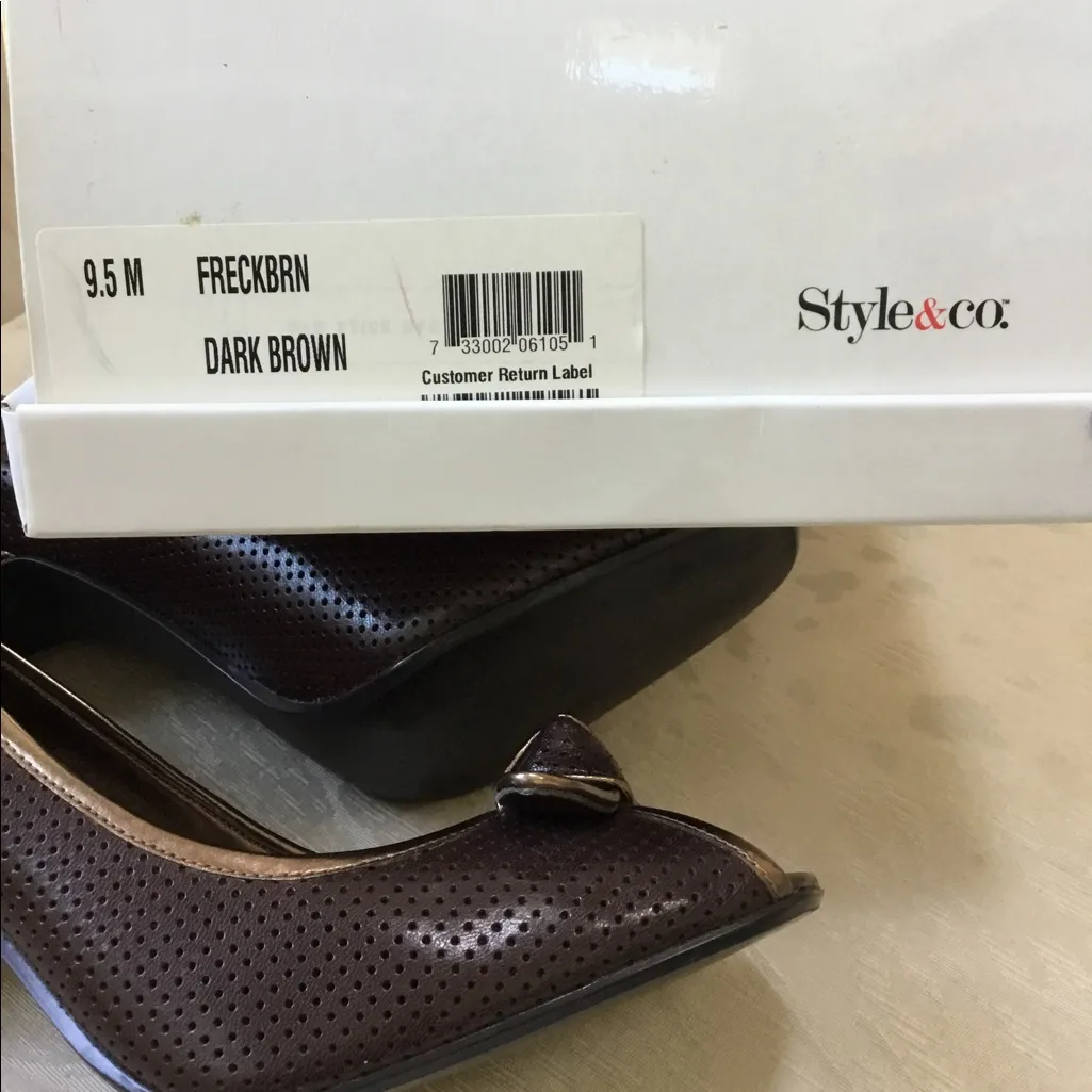 Cute dressy pumps 🤎🤎🤎 - Image 10