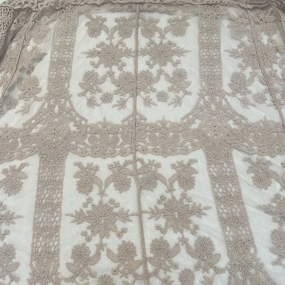 NWT Rebellion szS “oatmeal” color long lace embroidered vest cover up kimono - Image 10