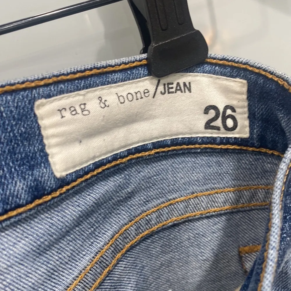 Rag & Bone Women's Blue Dre Capri Cropped Distressed Denim Cut Off Jeans Sz 26 - Image 4