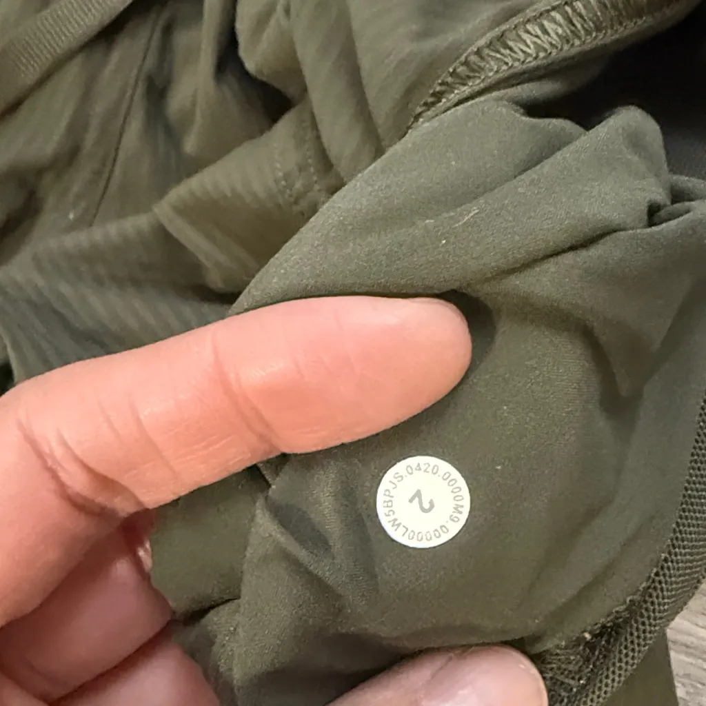 lululemon athletica Olive Dance Studio Jogger 2 Mid rise - Image 5