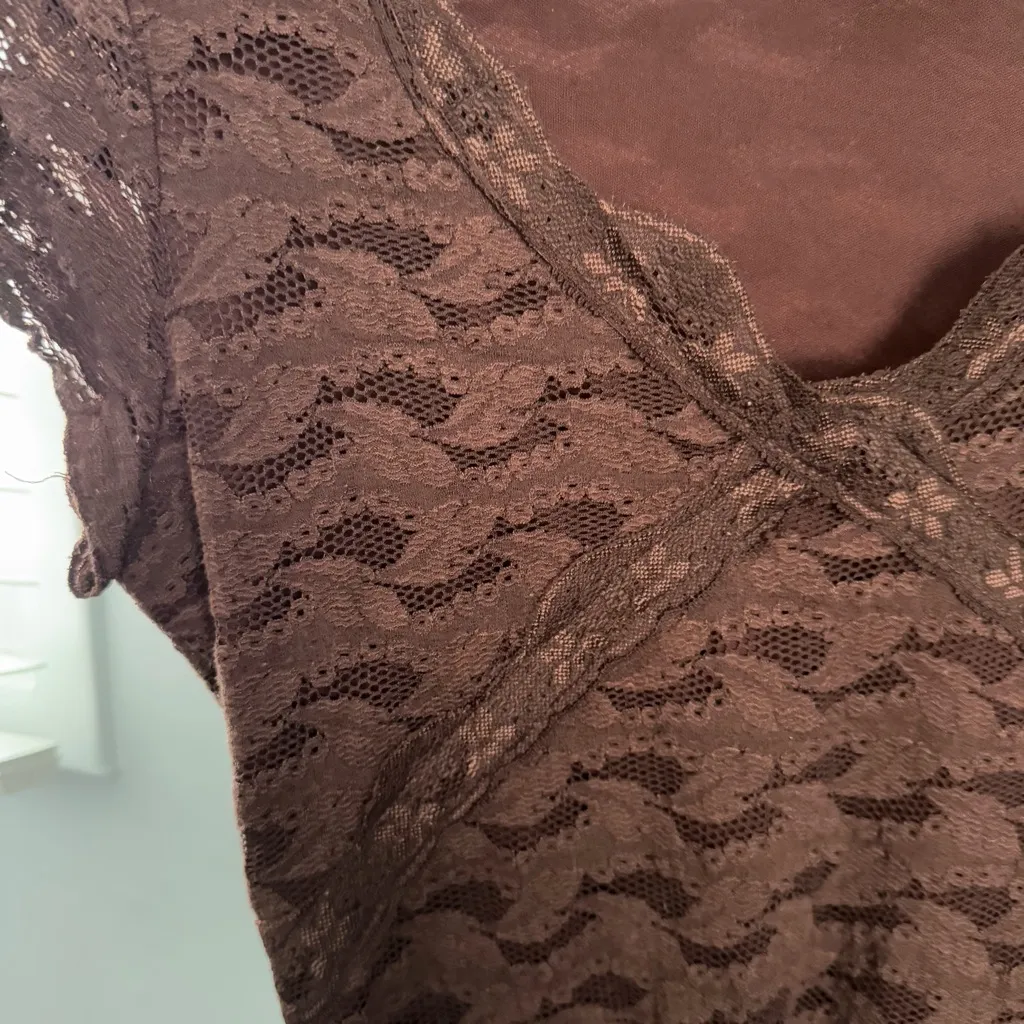 90s Y2K Medium Brown Lace Trim Short Sleeve Fitted Top Grunge Scallop Neck - Image 6