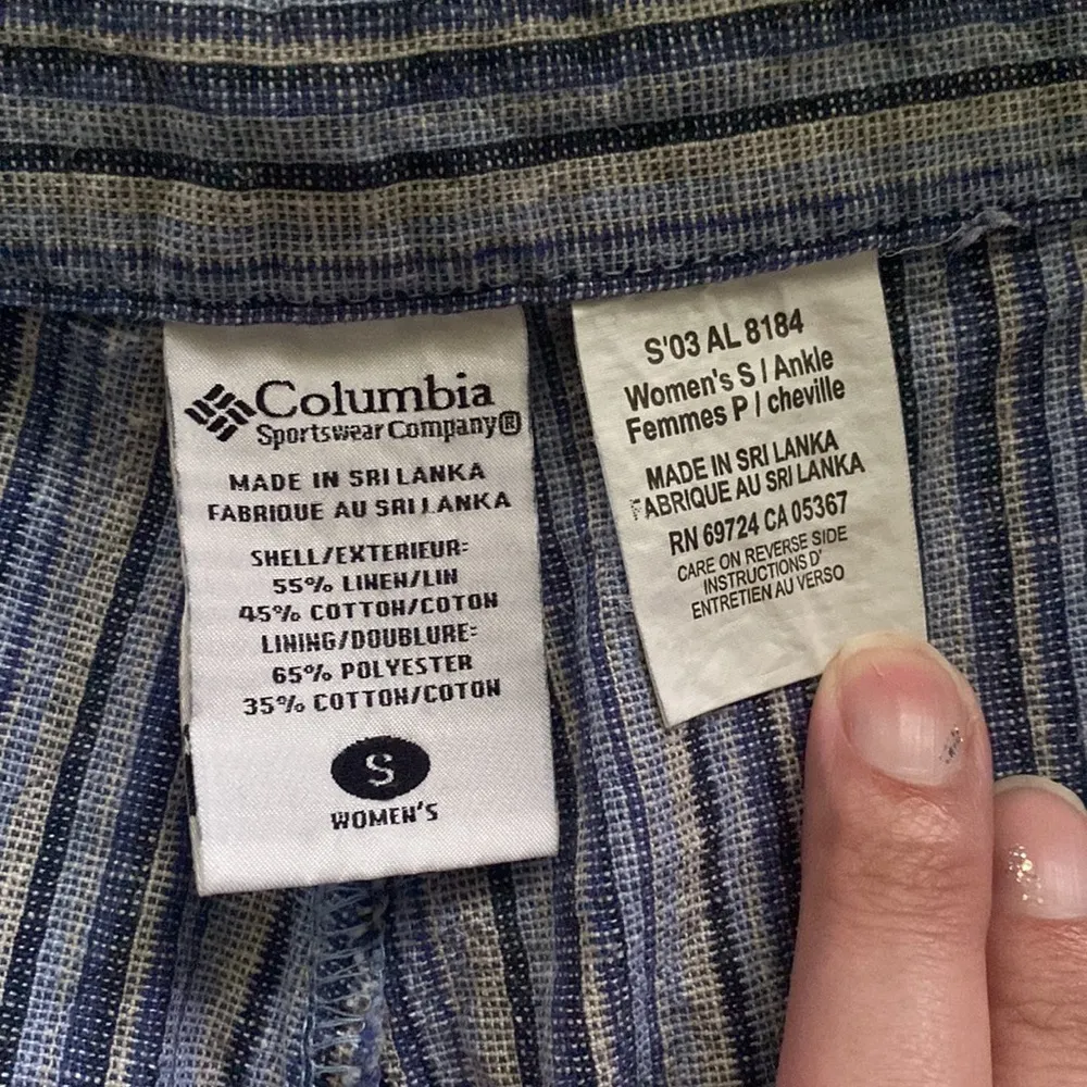 Y2K vintage Columbia women’s striped blue linen button crop pants, size small - Image 5