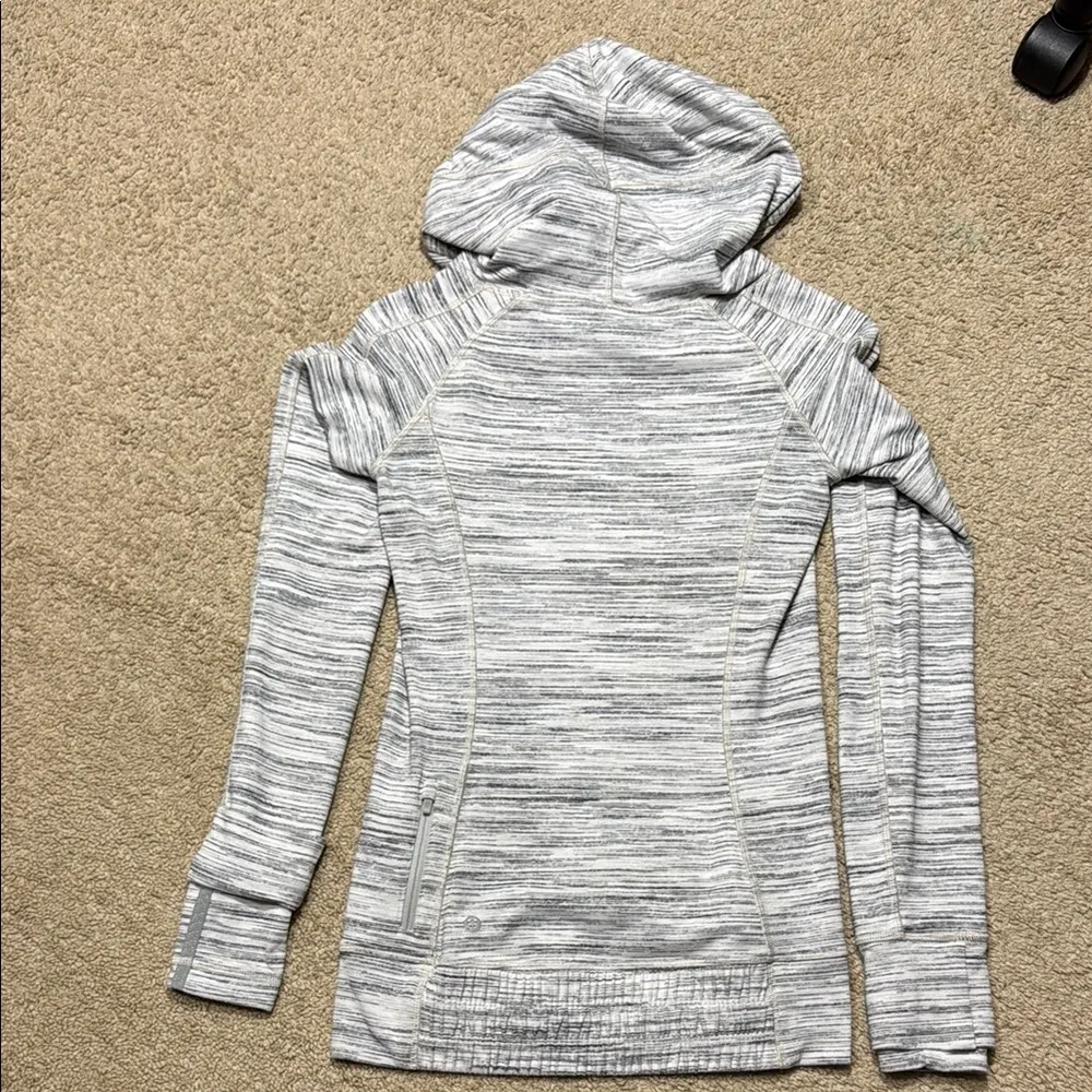Lululemon Hooded Pull Over Sz2 Heathered White - Image 7